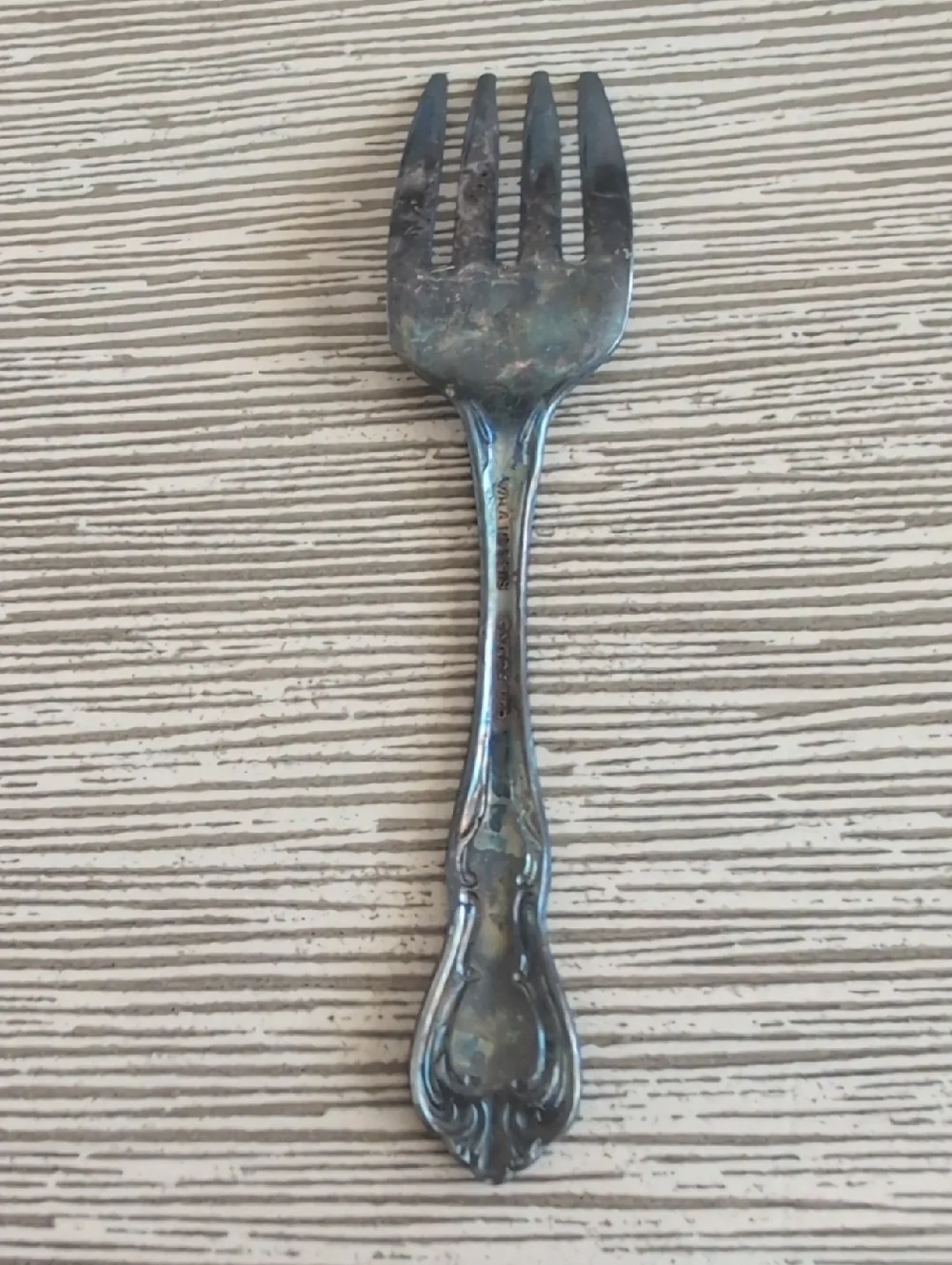 WM A Rogers Vintage Silver Small Chalis Pattern Fork - Classic Ornate Handle